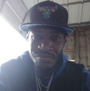 Meet your Posher, Pierre